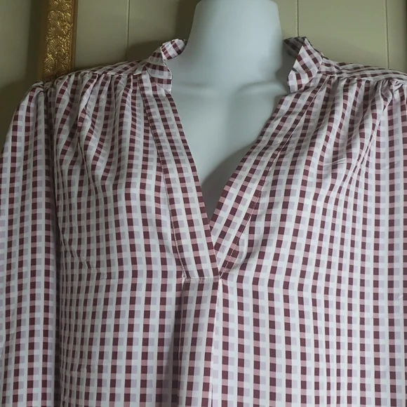 Draper James Maroon and White Checkered Long Sleeve Top - Picture 3 of 10